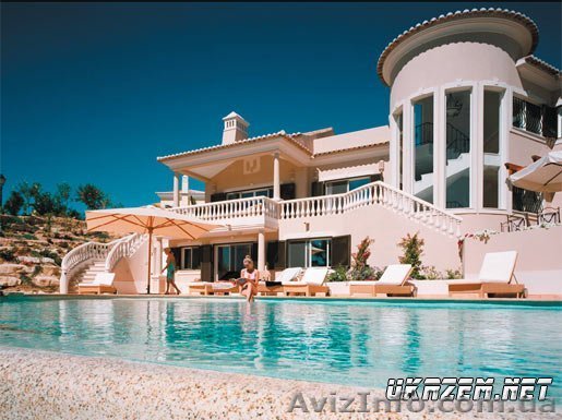 Продам земельный участок с начатым строительством дома (залит фундамент) - <ro>Изображение</ro><ru>Изображение</ru> #1, <ru>Объявление</ru> #701005