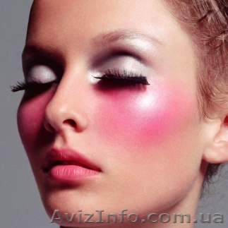 Обучение профессиональному визажу. Учебный центр Индустрия красоты. Херсон - <ro>Изображение</ro><ru>Изображение</ru> #1, <ru>Объявление</ru> #973818