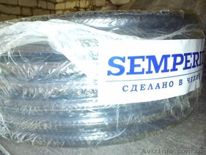 Поливочный шланг (армированный) резиновый.