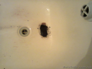 Надоело собирать воду под акриловой ванной? Ремкоплект решит Вашу проблему