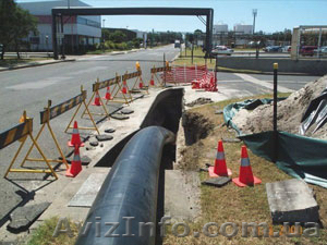 Прокол під дорогою