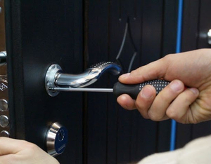 Аварийная служба замена замков Днепр 