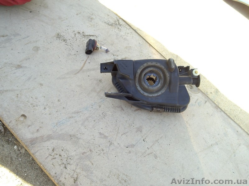 Фара противотуманная w211 Avangarde - <ro>Изображение</ro><ru>Изображение</ru> #3, <ru>Объявление</ru> #862361