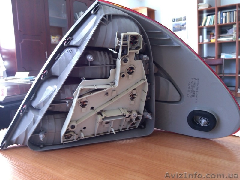 Задний фонарь w211 - <ro>Изображение</ro><ru>Изображение</ru> #3, <ru>Объявление</ru> #862895