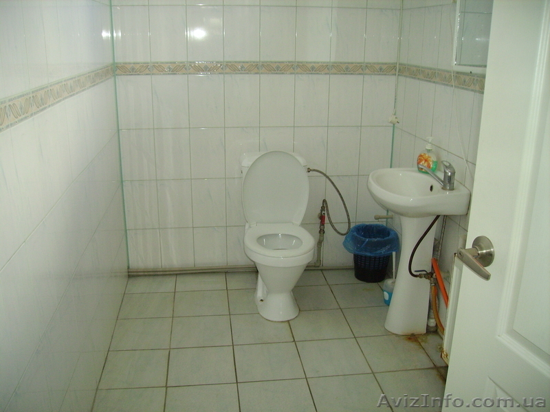 Магазин центр г.Херсона.Парковка на 10 машин. - <ro>Изображение</ro><ru>Изображение</ru> #7, <ru>Объявление</ru> #1013750