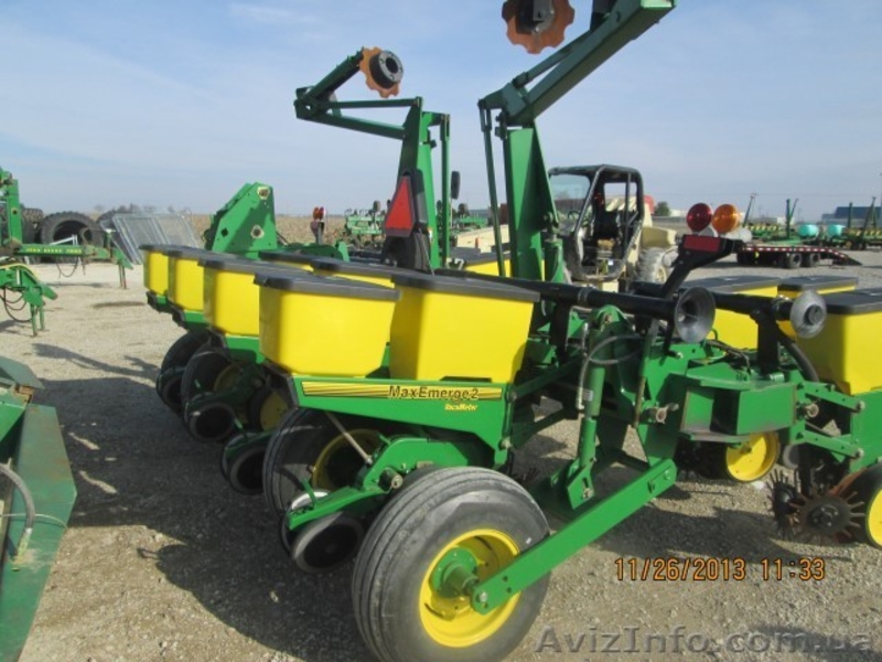 Пропашная вакуум сеялка точного высева John Deere 1780 15/8 рядов в наличии - <ro>Изображение</ro><ru>Изображение</ru> #3, <ru>Объявление</ru> #1015725
