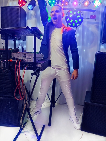 Светомузыкальное оформление праздников! Живая музыка. Dj - <ro>Изображение</ro><ru>Изображение</ru> #1, <ru>Объявление</ru> #1721814